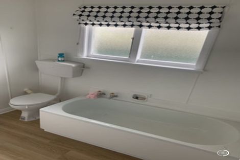 Photo of property in 2/131b Mcfaddens Road, Saint Albans, Christchurch, 8052