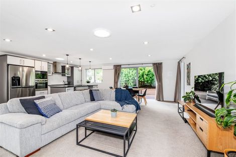 Photo of property in 127 Rangeview Road, Sunnyvale, Auckland, 0612