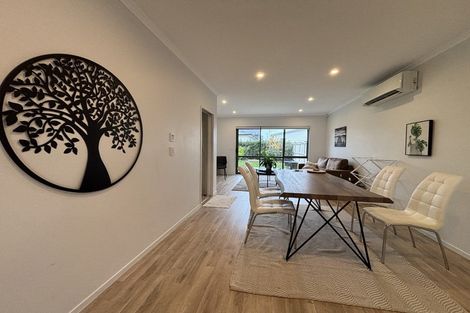 Photo of property in 60 Te Napi Drive, Takanini, 2112