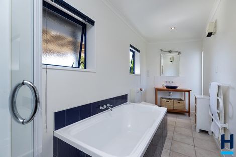 Photo of property in 8 Torlesse Drive, Kaiteriteri, Motueka, 7197