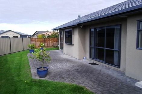 Photo of property in 16 Newbury Place, Taradale, Napier, 4112