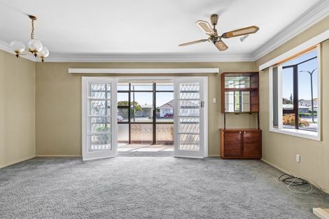 Photo of property in 216a Kennedy Road, Onekawa, Napier, 4110