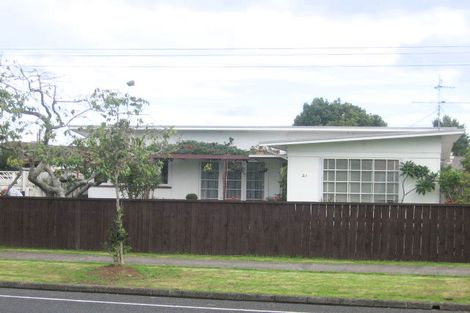 Photo of property in 21 Kimpton Road, Papatoetoe, Auckland, 2025
