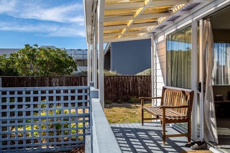 Photo of property in 1c Garrison Street, Carterton, 5713