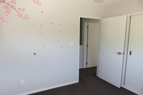 Photo of property in 36a Horokiwi Road West, Newlands, Wellington, 6037