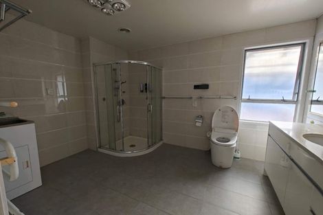 Photo of property in 66 Kaipatiki Road, Glenfield, Auckland, 0629