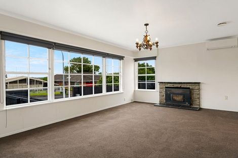 Photo of property in 33b Gill Avenue, Te Atatu Peninsula, Auckland, 0610