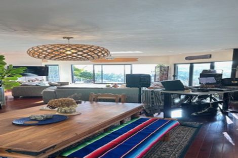 Photo of property in 22 Domain Crescent, Muriwai, Waimauku, 0881