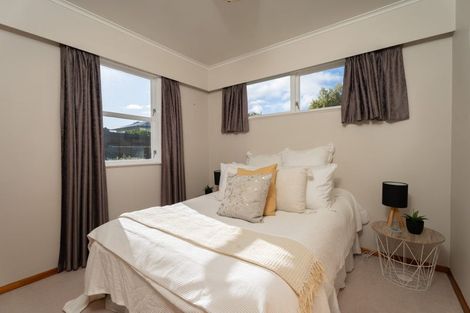 Photo of property in 13 Mclellan Street, Tawa, Wellington, 5028