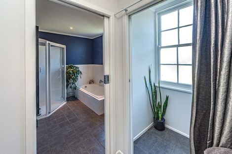 Photo of property in 21 Glenn Street, Castlecliff, Whanganui, 4501