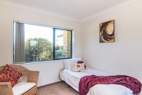 Photo of property in 23 Lorna Irene Drive, Raumati South, Paraparaumu, 5032