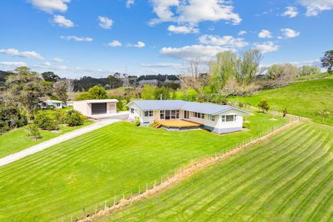 Photo of property in 20 Lupis Way, Kaiwaka, 0573