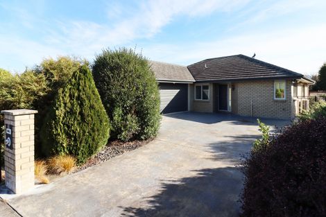 Photo of property in 29 Armstrong Avenue, Carterton, 5713