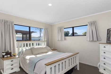 Photo of property in 61 Kane Road, Papamoa Beach, Papamoa, 3118