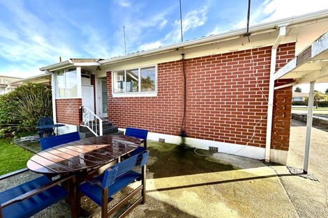 Photo of property in 14 Robertson Street, Glenholme, Rotorua, 3010