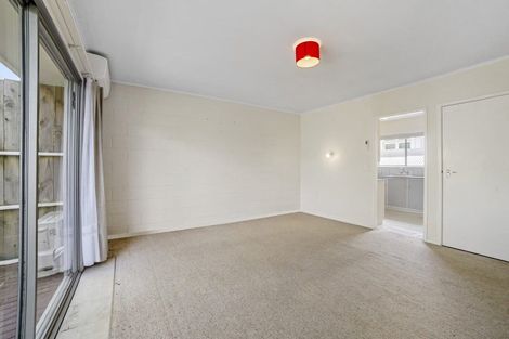 Photo of property in 19 Hildreth Street, Karori, Wellington, 6012