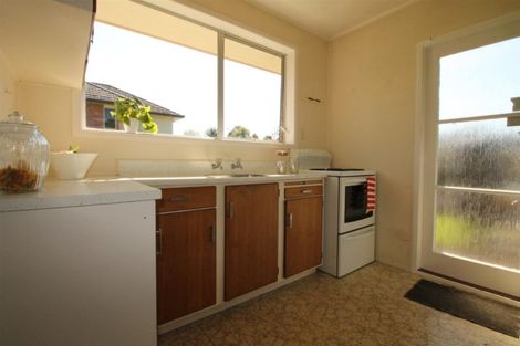 Photo of property in 2/22 La Perouse Street, Botany Downs, Auckland, 2010