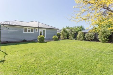 Photo of property in 9 Verran Place, Fendalton, Christchurch, 8052