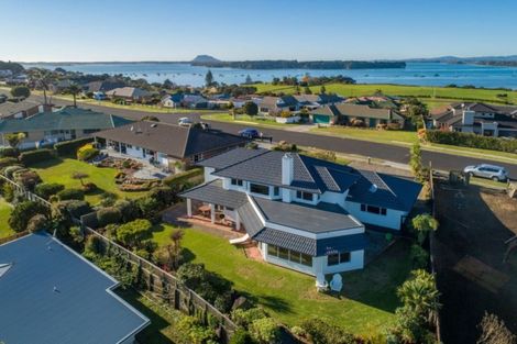 Photo of property in 108 Hamurana Road, Omokoroa, 3114