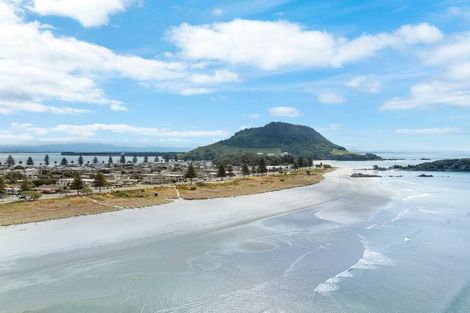 Photo of property in 55 Marine Parade, Mount Maunganui, 3116