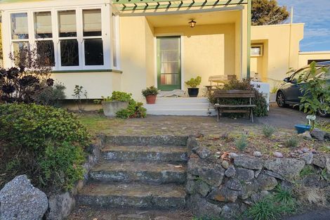 Photo of property in 35 Great North Road, Saint Johns Hill, Whanganui, 4501