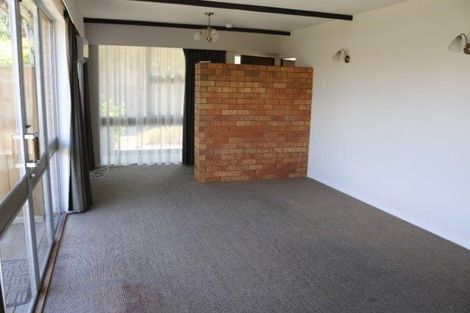 Photo of property in 9 Brightwater Terrace, Terrace End, Palmerston North, 4410
