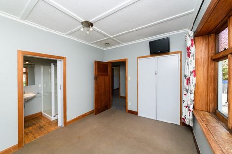 Photo of property in 7 Argyle Avenue, Takaro, Palmerston North, 4410