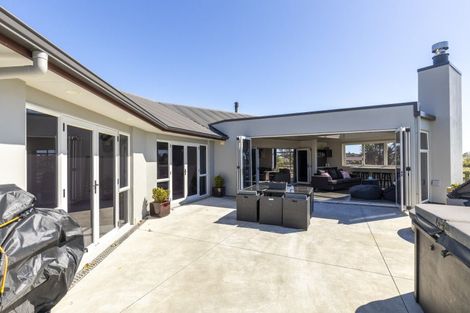 Photo of property in 139 Manutahi Road, Tarurutangi, New Plymouth, 4372