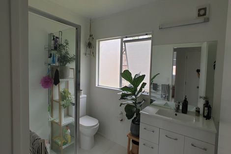 Photo of property in 12 Alice Place, Hillcrest, Auckland, 0627