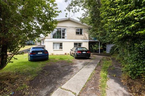 Photo of property in 235 Heta Road, Merrilands, New Plymouth, 4312