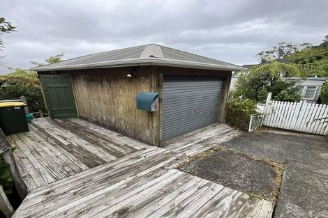 Photo of property in 9 Jenness Grove, Harbour View, Lower Hutt, 5010