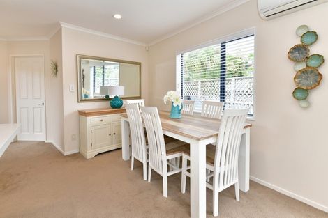 Photo of property in 31 Red Hibiscus Road, Stanmore Bay, Whangaparaoa, 0932