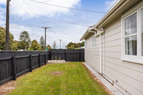 Photo of property in 14c Aorangi Street, Feilding, 4702