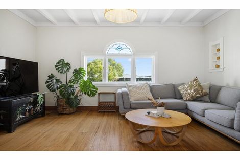 Photo of property in 21 France Street, Waiuku, 2123