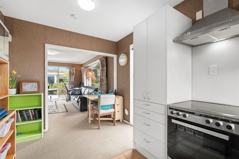 Photo of property in 39 Ambleside Drive, Burnside, Christchurch, 8053