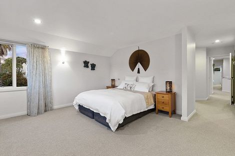 Photo of property in 3/309 Beach Road, Campbells Bay, Auckland, 0630