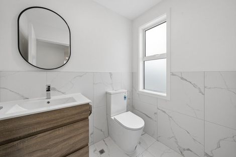 Photo of property in 1/5 Tawa Terrace, Tawa, Wellington, 5028