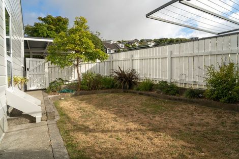 Photo of property in 18a Penryn Drive, Camborne, Porirua, 5026