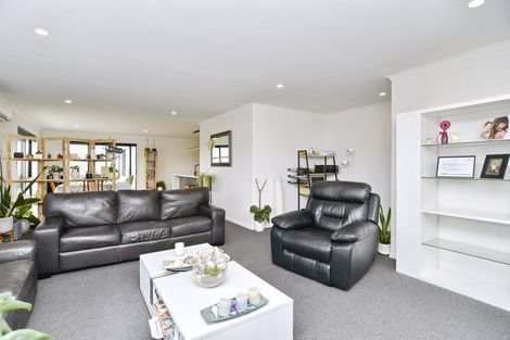 Photo of property in 5 Clare Street, Woodend, 7610