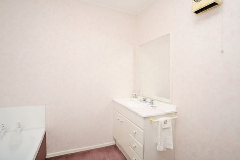 Photo of property in 43 Dublin Street, Windsor, Invercargill, 9810