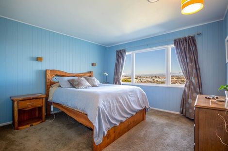 Photo of property in 27 Tosswill Road, Tahunanui, Nelson, 7011