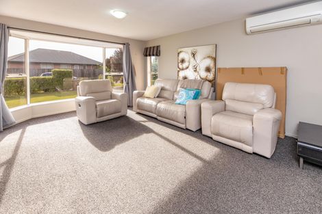 Photo of property in 3 Wendon Mews, Belfast, Christchurch, 8051