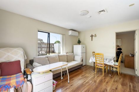 Photo of property in 23 Ballymore Drive, Pinehill, Auckland, 0632