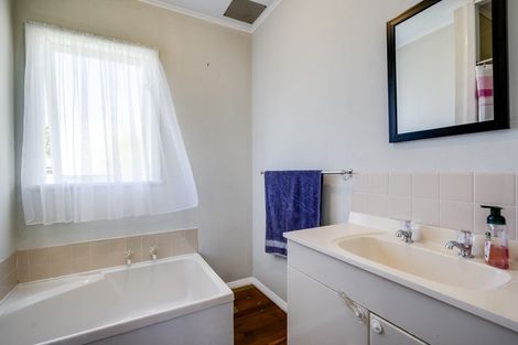 Photo of property in 4 Barnett Place, Pirimai, Napier, 4112