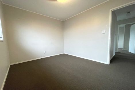 Photo of property in 2/25 Melleray Place, Randwick Park, Auckland, 2105