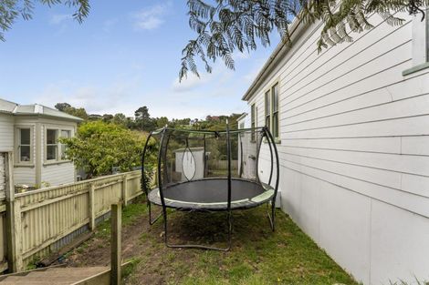 Photo of property in 21 Portal Street, Durie Hill, Whanganui, 4500