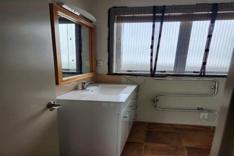 Photo of property in 144 Forrest Hill Road, Forrest Hill, Auckland, 0620