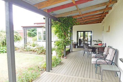 Photo of property in 2 Essex Street, Weston, Oamaru, 9401