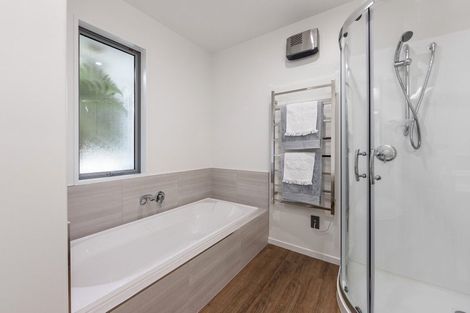 Photo of property in 16 Warhorse Gate, Halswell, Christchurch, 8025