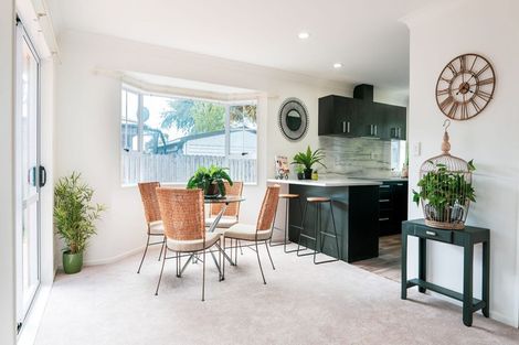 Photo of property in 36a Beach Road, Pahurehure, Papakura, 2113